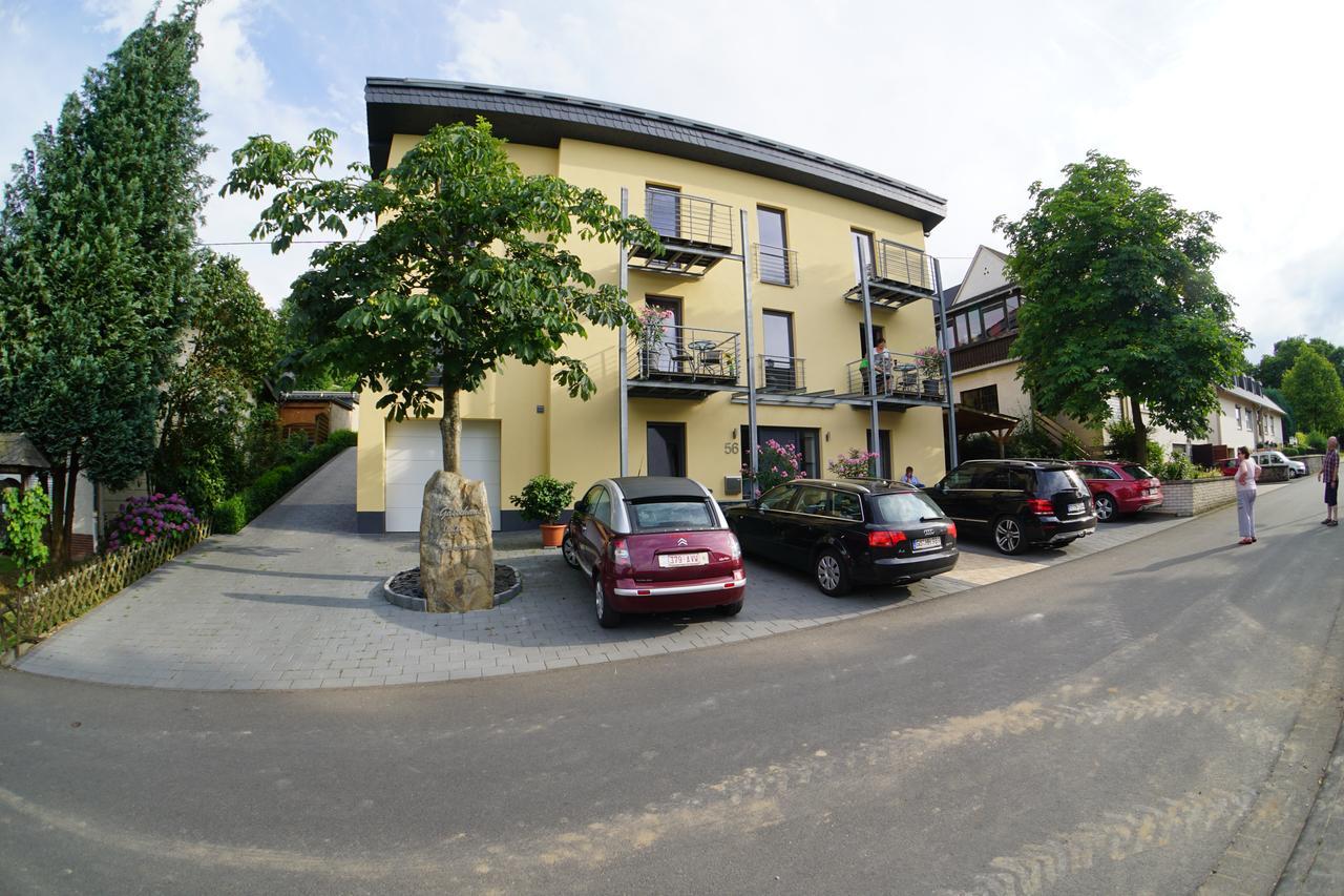 Gaestehaus Jufferpanorama Brauneberg Exterior foto